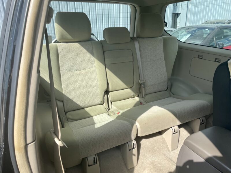 TOYOTA LAND CRUISER 2004