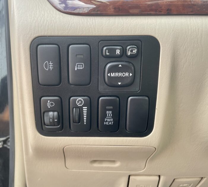 TOYOTA LAND CRUISER 2004