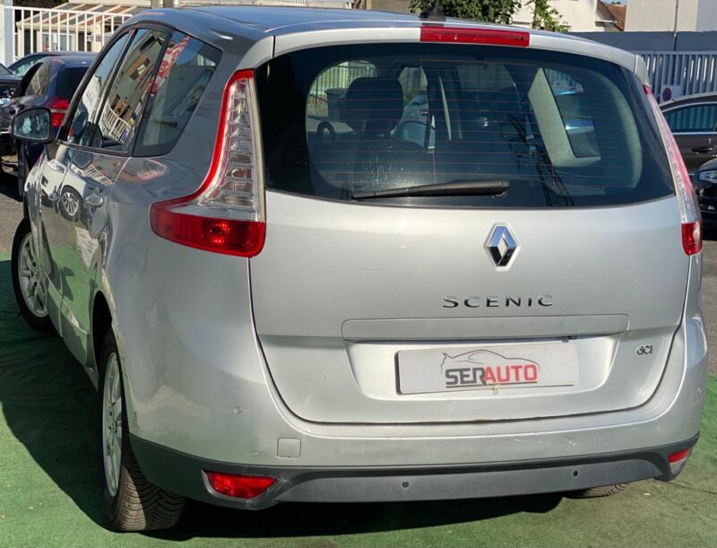RENAULT GRAND SCENIC III 2011
