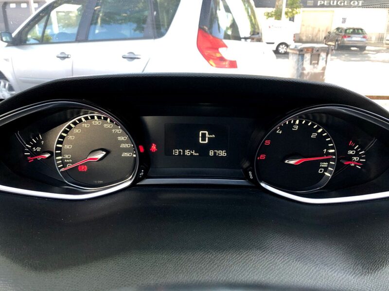 PEUGEOT 308 1.6 e-HDI 92 Allure