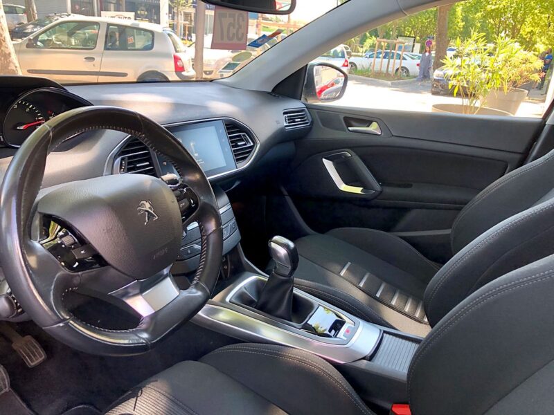 PEUGEOT 308 1.6 e-HDI 92 Allure