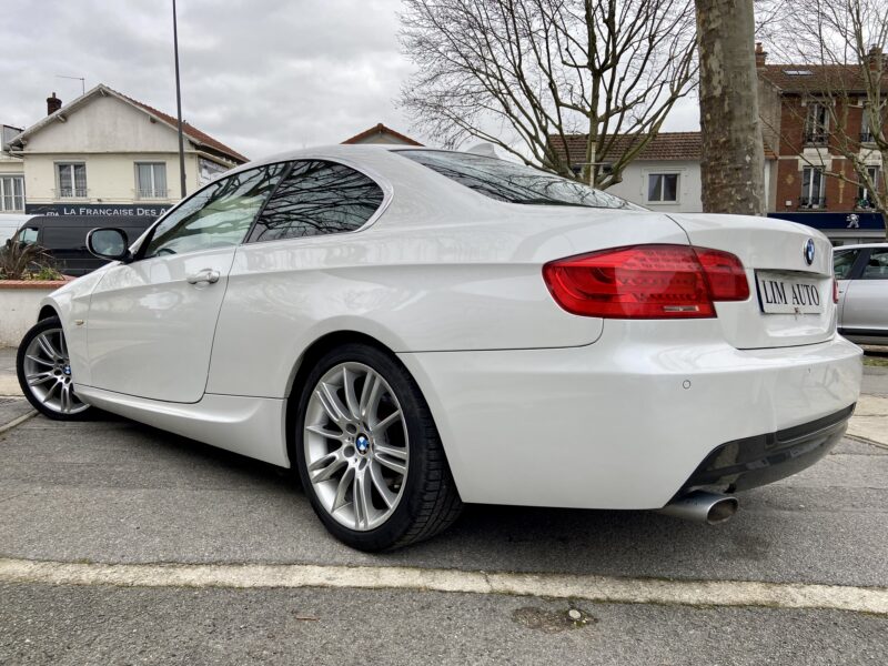 BMW SERIE 3 320d 184ch Sport Design