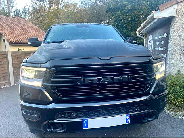 DODGE RAM 1500 5.7 HEMI 400 BVA NIGHT EDITION