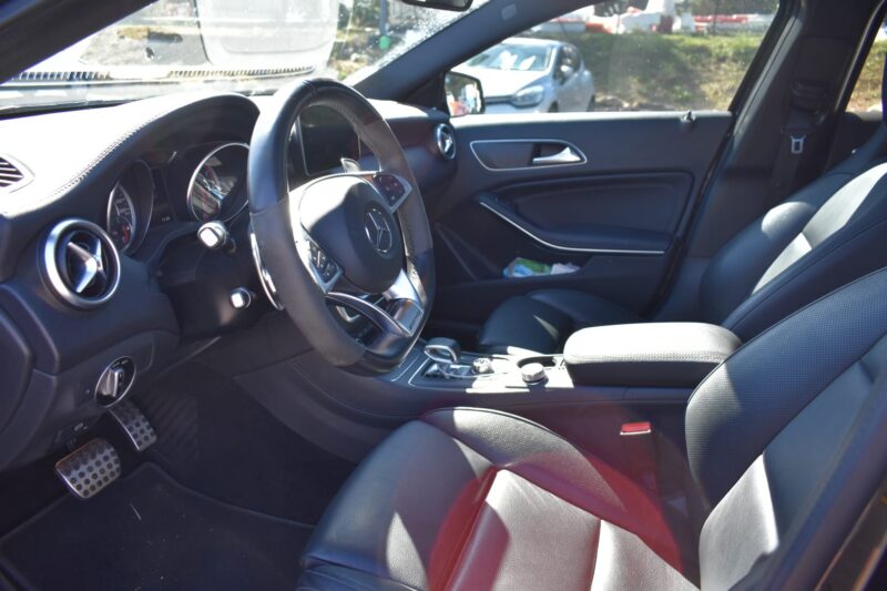 MERCEDES CLASSE A 2017 AMG A 45 381Ch Pack Aero Toit Ouvrant Garantie 12 mois