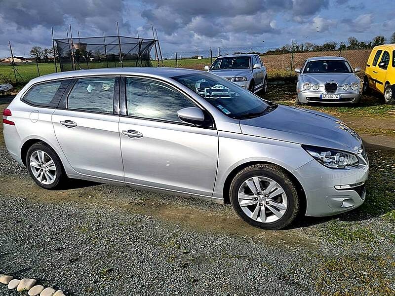 PEUGEOT 308 2016