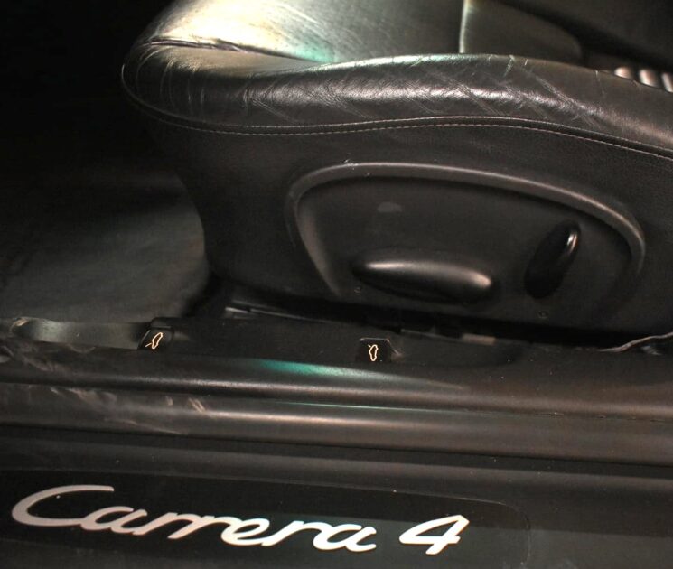 PORSCHE 911 PORSCHE 911 3.4 Carrera 4 300 Ch Cabriolet 12 Mois Garantie