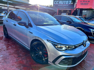 VOLKSWAGEN GOLF 2021