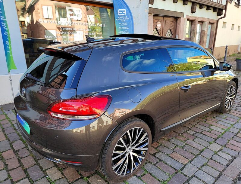 VOLKSWAGEN SCIROCCO III 2013