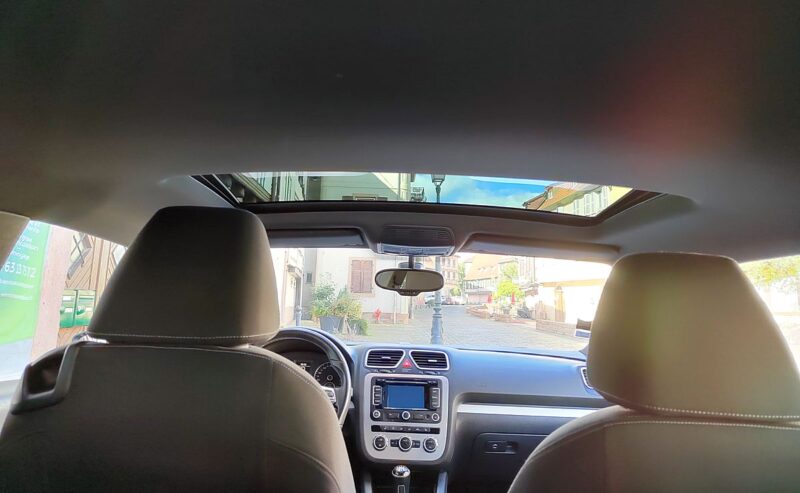 VOLKSWAGEN SCIROCCO III 2013