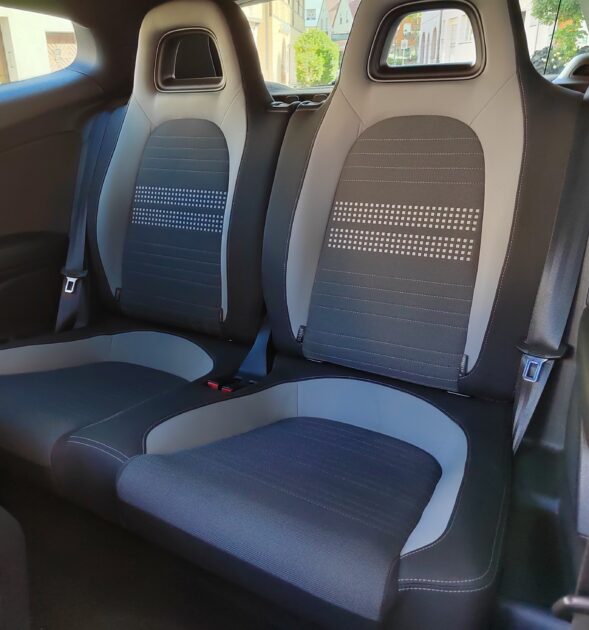 VOLKSWAGEN SCIROCCO III 2013