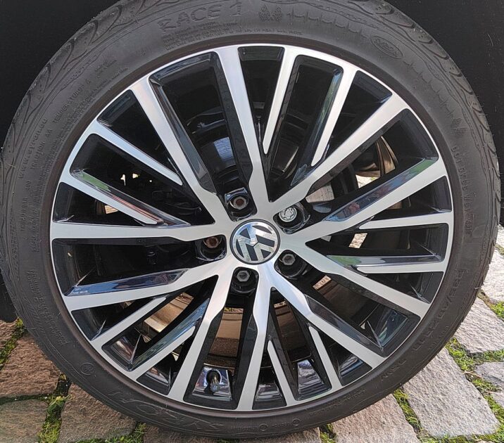 VOLKSWAGEN SCIROCCO III 2013