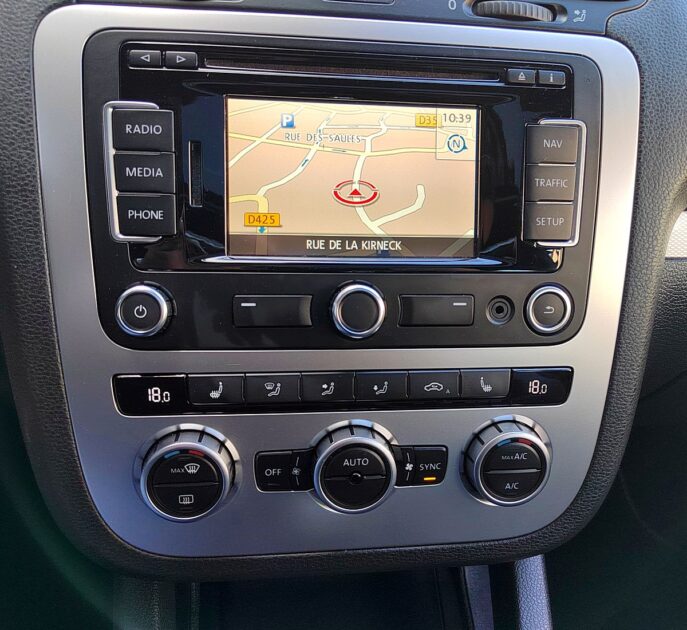 VOLKSWAGEN SCIROCCO III 2013