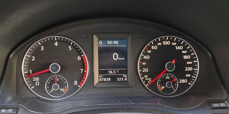 VOLKSWAGEN SCIROCCO III 2013