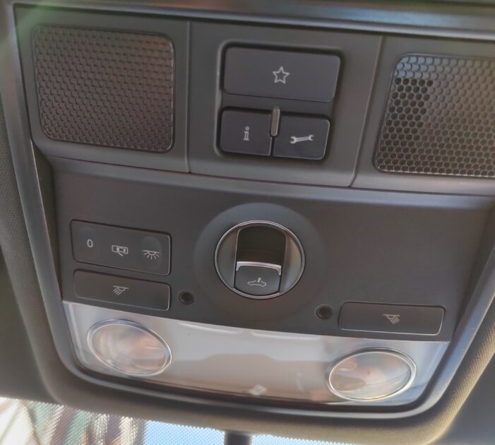 VOLKSWAGEN SCIROCCO III 2013