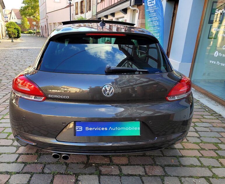 VOLKSWAGEN SCIROCCO III 2013