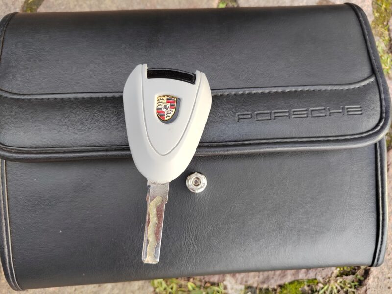 PORSCHE CAYMAN S 987 Flat6 3.4l 285ch