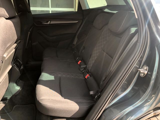 SKODA KARPOQ 1.6 TDI DSG AMBITION