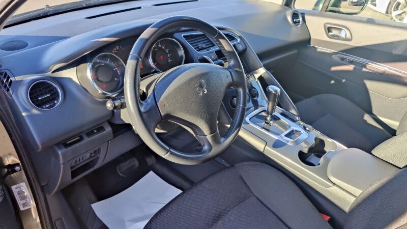 PEUGEOT 3008 1.6 HDi BUSINESS 100 cv B.V.A