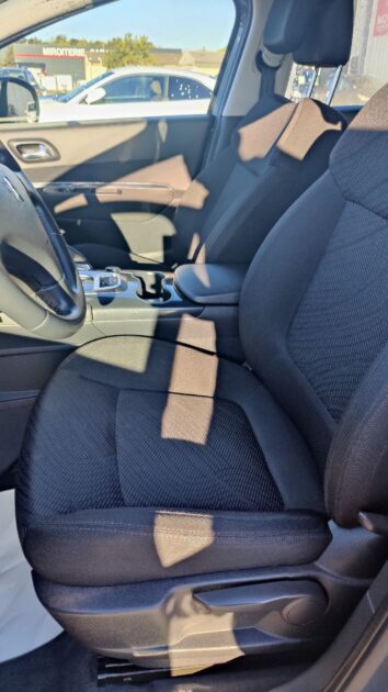 PEUGEOT 3008 1.6 HDi BUSINESS 100 cv B.V.A