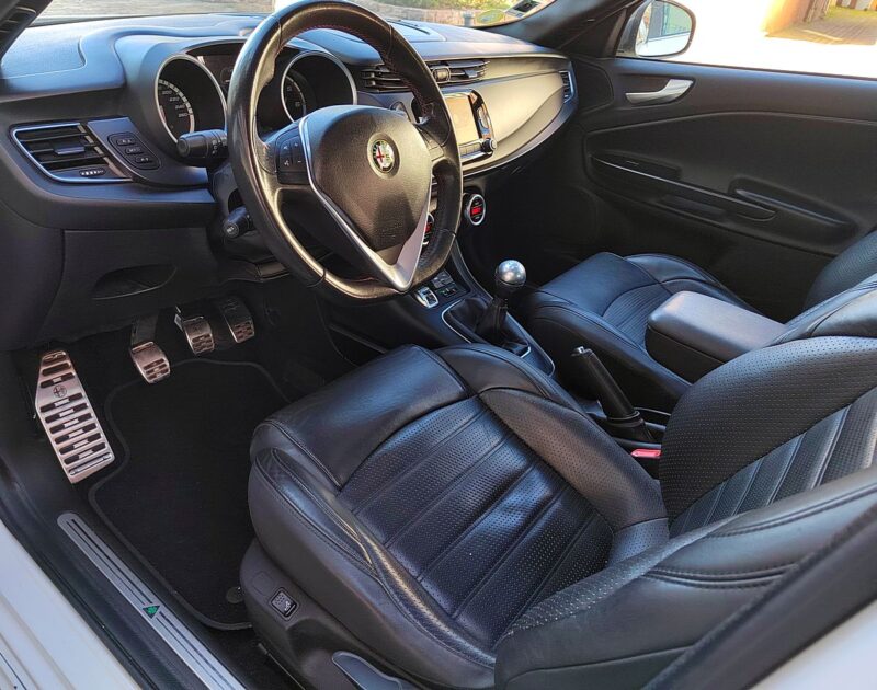 ALFA ROMEO GIULIETTA 2.0l JTD 150ch QV Line