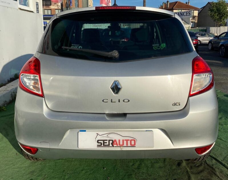 RENAULT CLIO III 2011