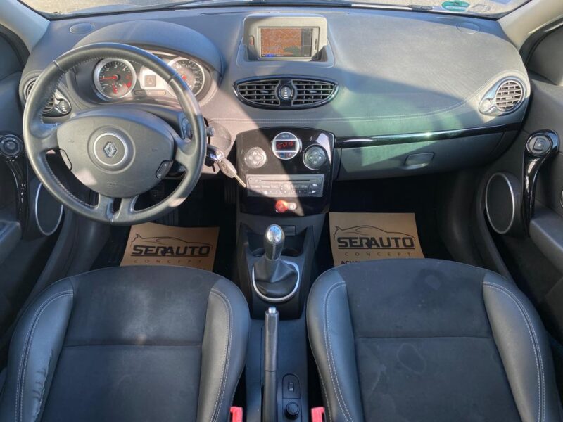 RENAULT CLIO III 2011