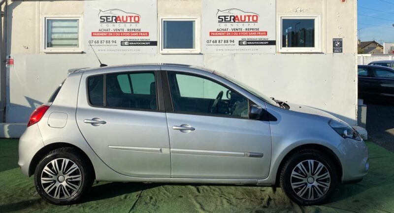 RENAULT CLIO III 2011