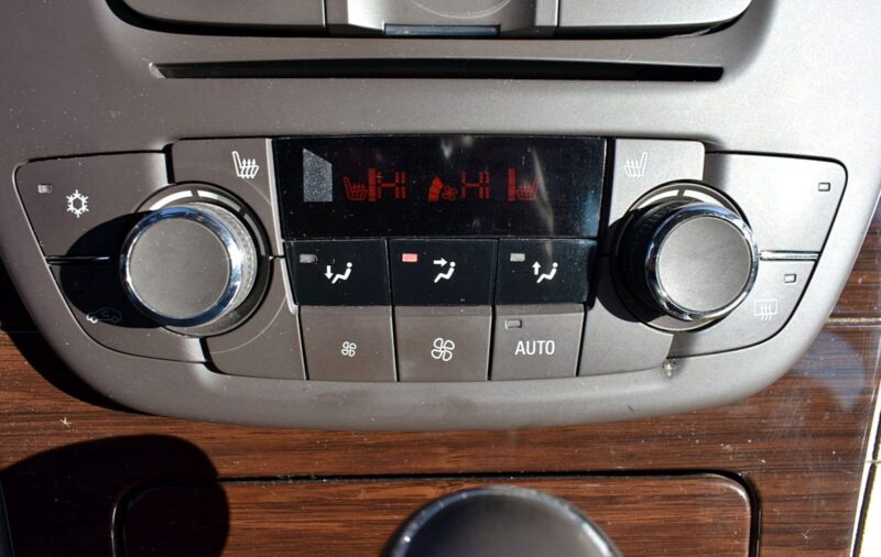 OPEL INSIGNIA 160ch Cosmo GARANTIE 12 MOIS