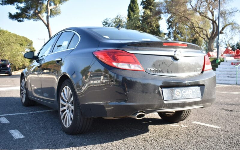 OPEL INSIGNIA 160ch Cosmo GARANTIE 12 MOIS