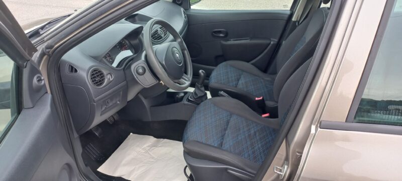 RENAULT CLIO III Grandtour 2009 BREAK