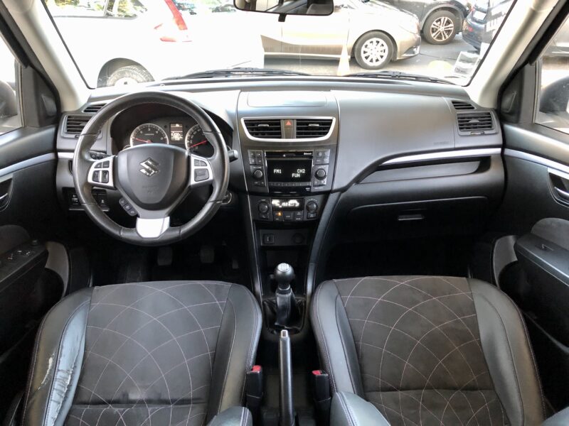 SUZUKI SWIFT 2015