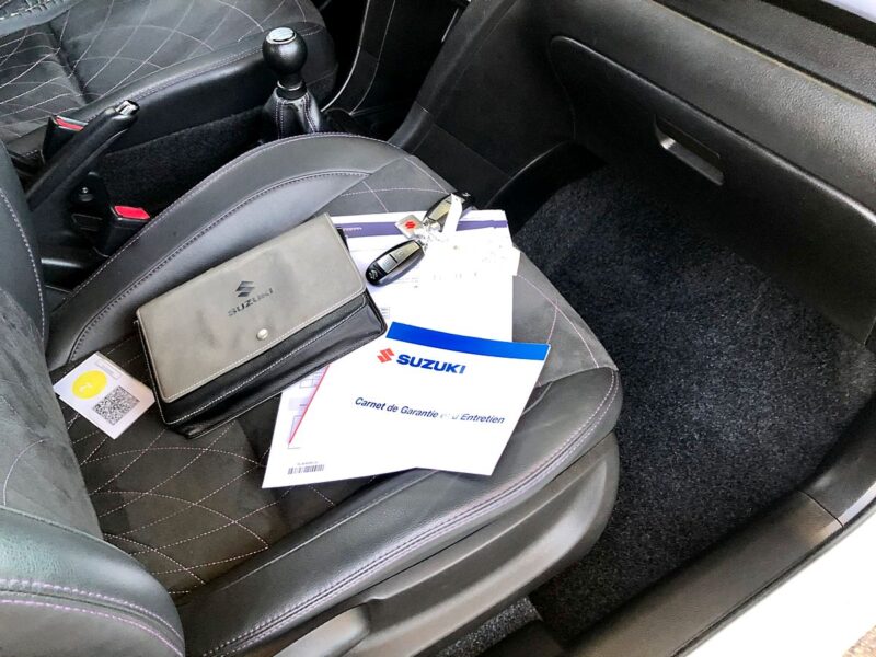 SUZUKI SWIFT 2015