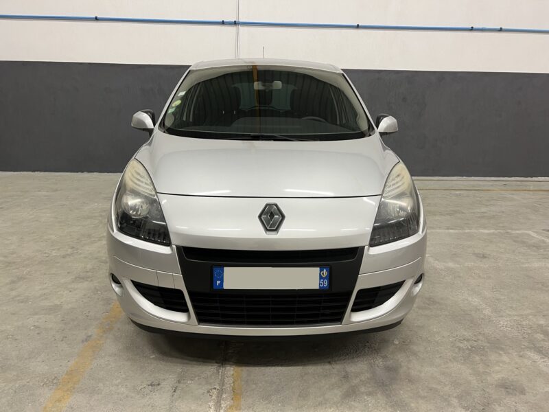 RENAULT SCENIC III 1.9 DCi 130 