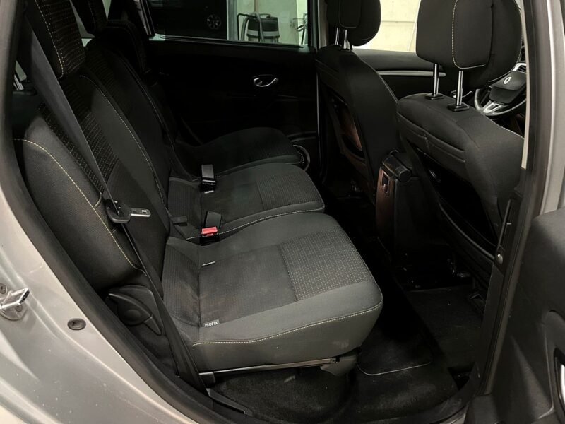 RENAULT SCENIC III 1.9 DCi 130 