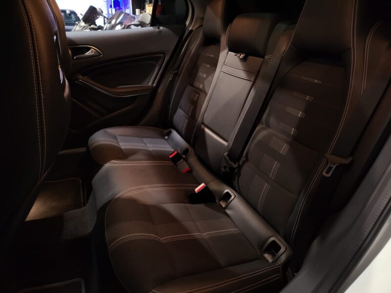 MERCEDES CLASSE GLA 200d 7G-DCT 136CH SENSATION