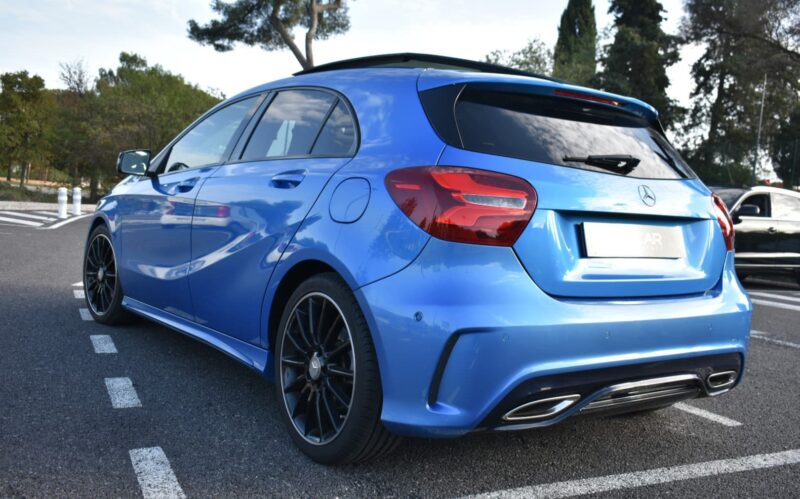 MERCEDES CLASSE A 180d Fascination 2016