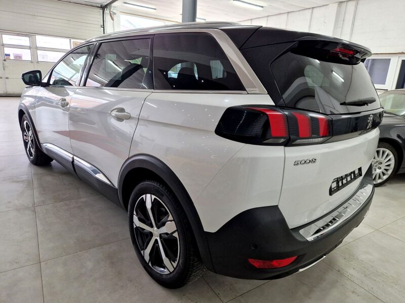 Peugeot 5008 2018