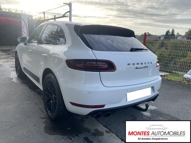 PORSCHE MACAN 2016