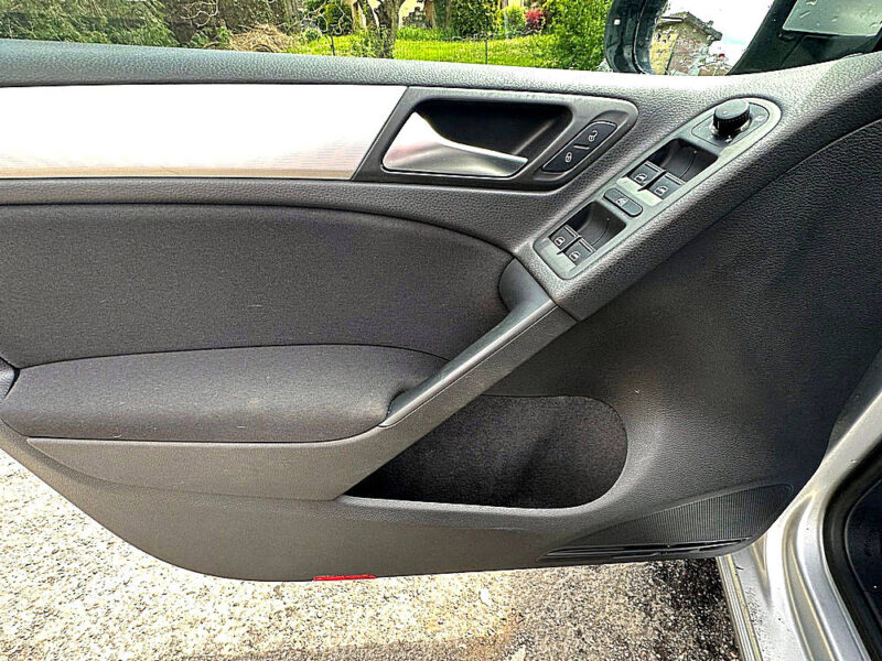 Volkswagen Golf VI 1.4 TSI Team 2010 - 56707 KM