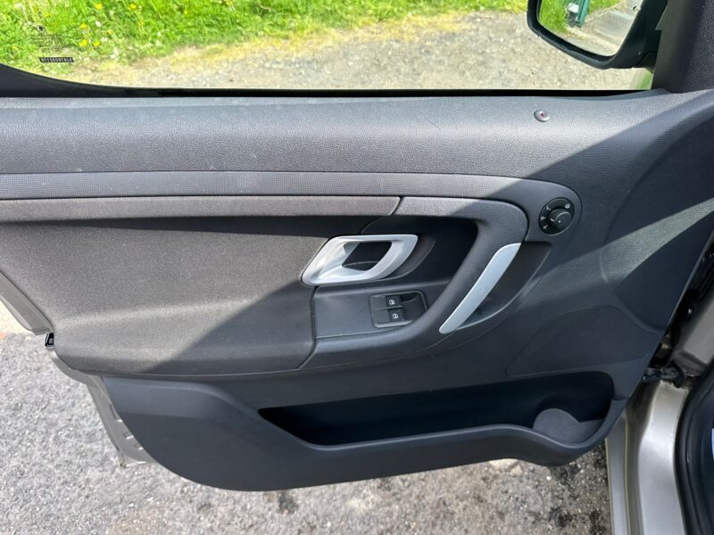 Skoda Roomster 1.6 Comfort 2007 - 78638 KM