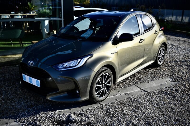 TOYOTA YARIS DESIGN 2020