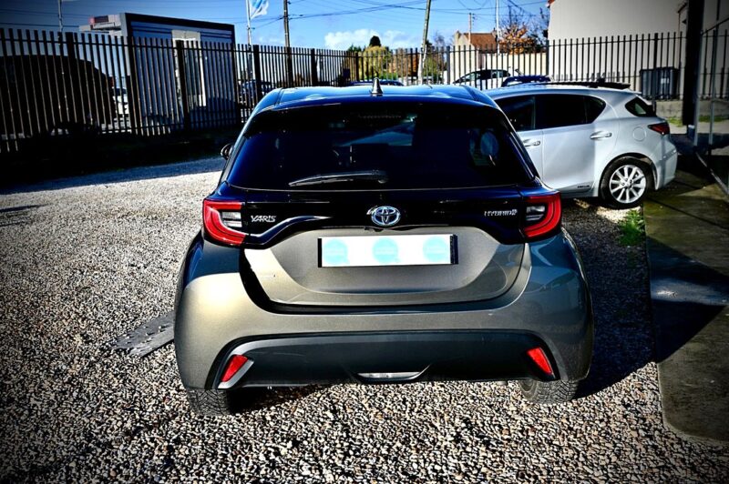 TOYOTA YARIS DESIGN 2020