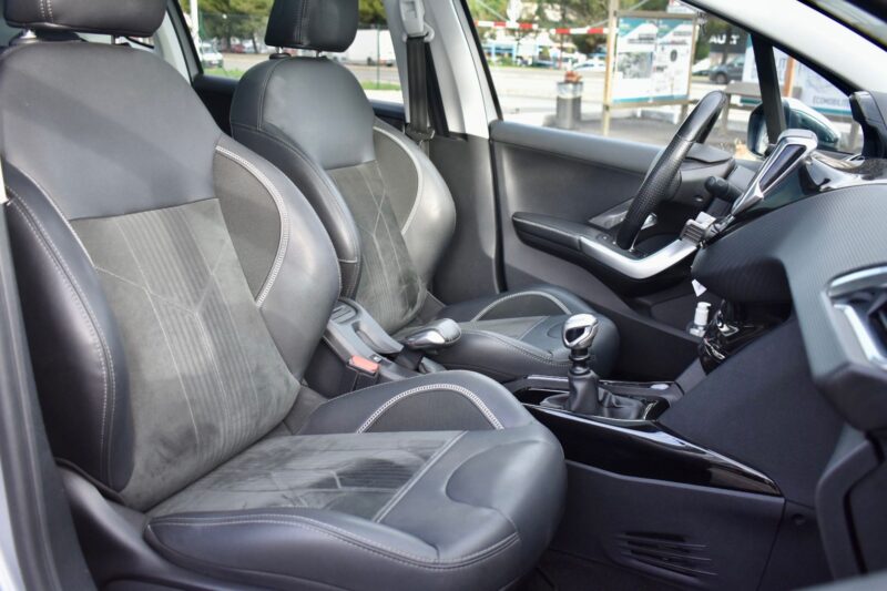 PEUGEOT 2008 Crossway 1.2 THP 130cv 