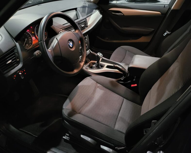 BMW X1 S-Drive 16d 116cv LOUNGE BVM6