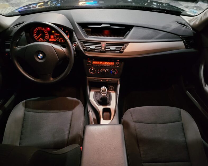 BMW X1 S-Drive 16d 116cv LOUNGE BVM6