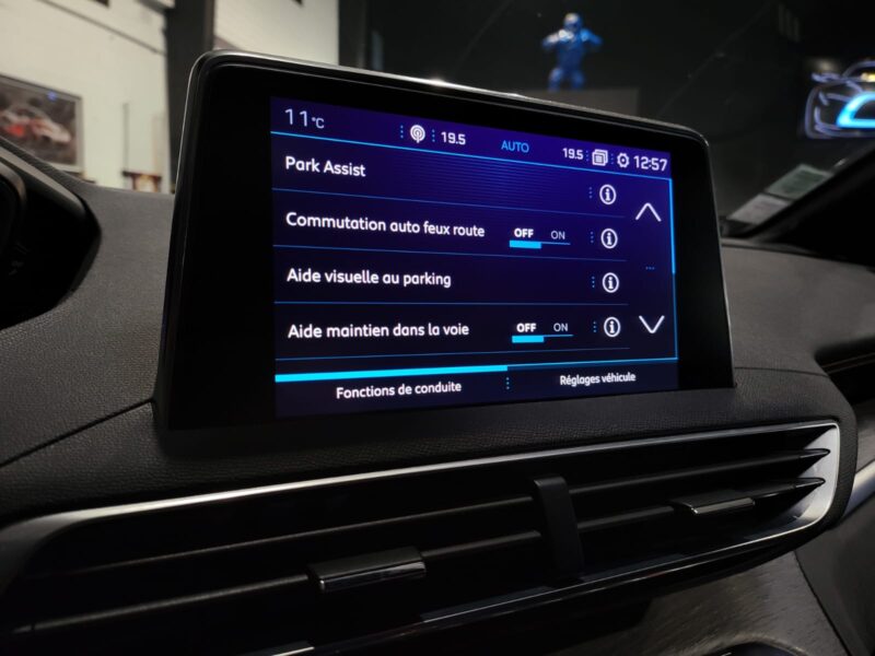 PEUGEOT 3008 2.0 BlueHDI 180ch EAT6 GT