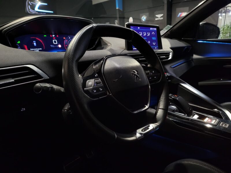 PEUGEOT 3008 2.0 BlueHDI 180ch EAT6 GT