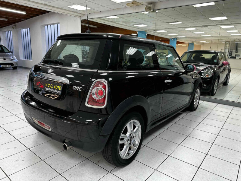 MINI MINI 1.6 75ch One