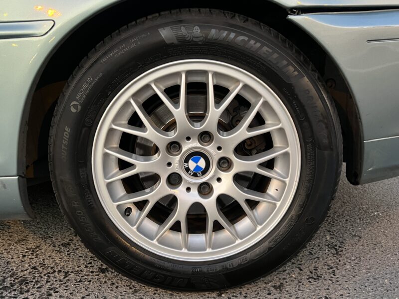 BMW SERIE 3 E46 COUPE 325i 2.5 6 CYLINDRES 192 Cv BOITE AUTO / CUIR ORIGINE FRANCE - Garantie