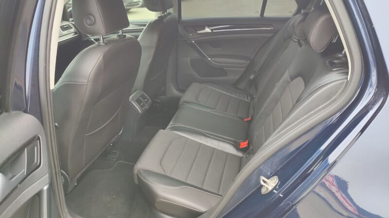VOLKSWAGEN GOLF VII 1.6 TDI 110cv BVA R-LINE